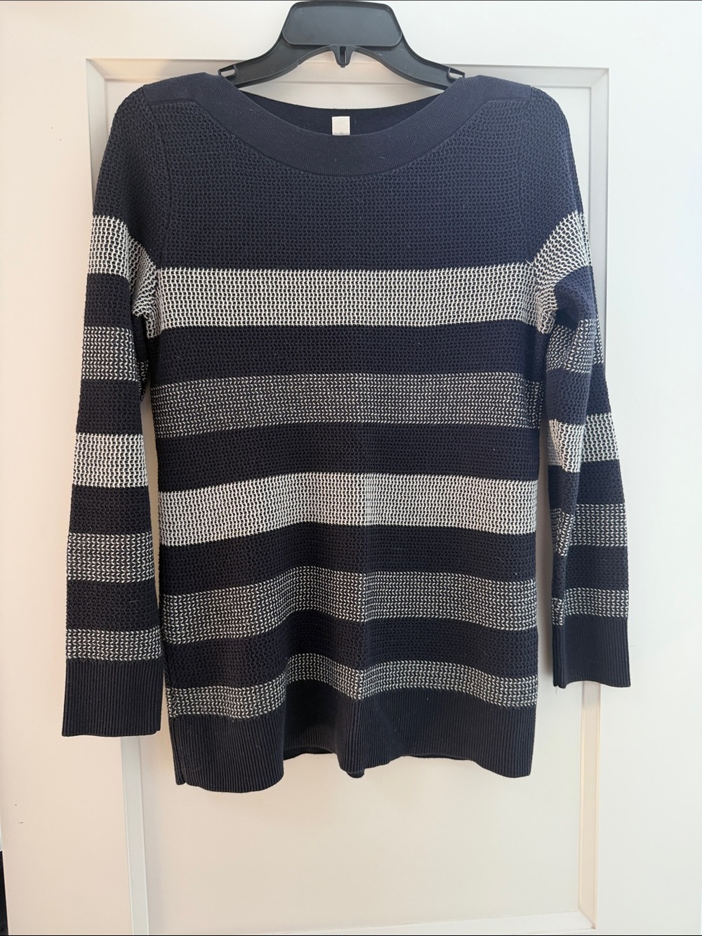 Market & Spruce Navy and White Striped Scoop Neck Sweater